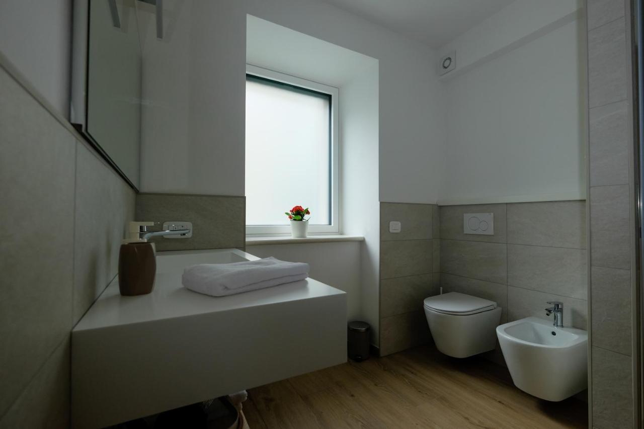 Family Room Private Bathroom